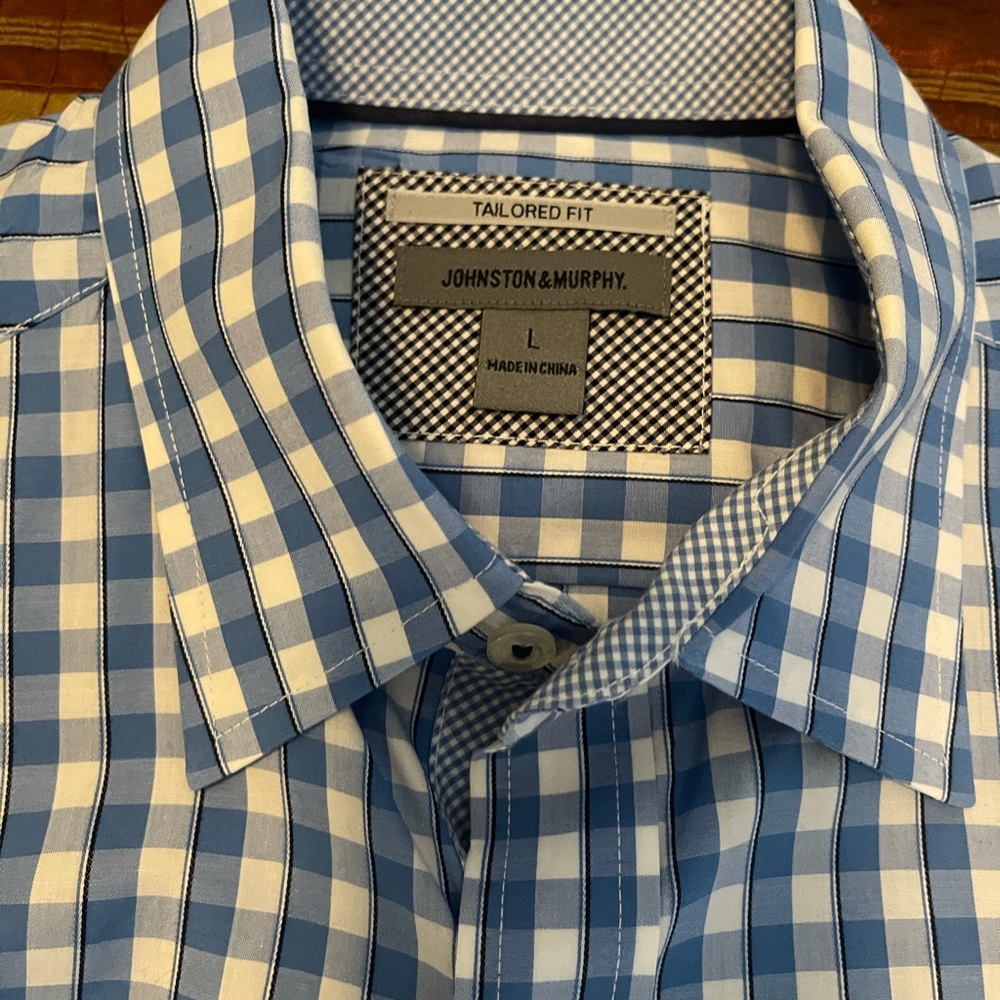 Shirt - Picture 2 of 4